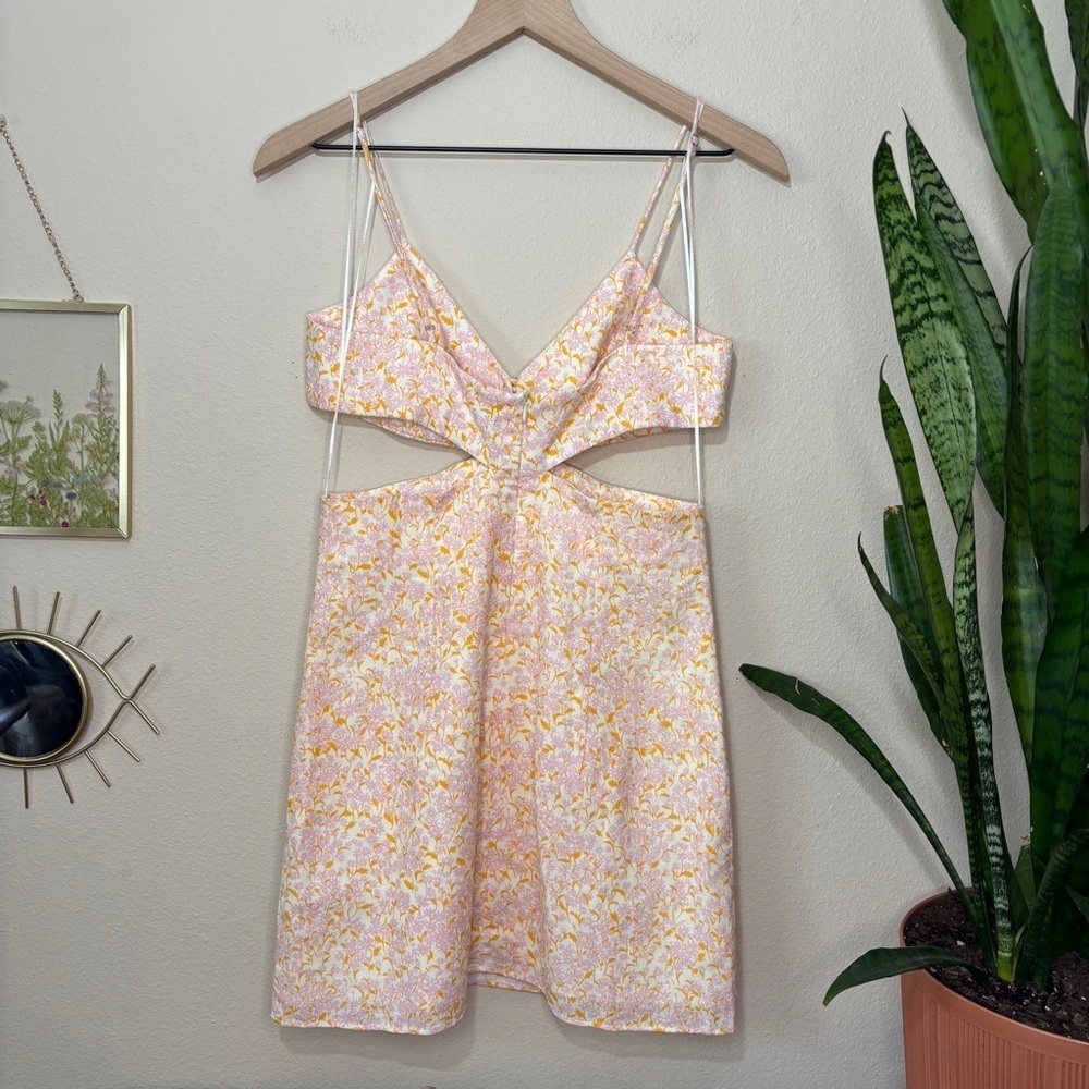 Zara | Linen Floral Cutout Mini Dress - Picture 5 of 16